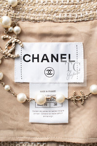 CHANEL 16C Beige CC Pearl Buttons Cotton Collarless Jacket 36 38 シャネル 一番人気 ベージュ CC パール ボタン コットン ノーカラー ジャケット 即発