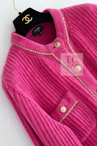 CHANEL 22PA Pink Knit CC Logo Buttons Chain Trim Cardigan Jacket 34 36 38 シャネル ピンク ニット ココ ボタン チェーントリム カーディガン ジャケット 即発