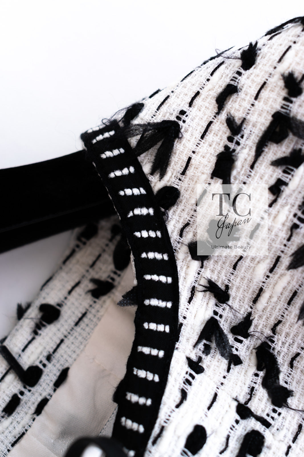 CHANEL 95C Vintage White Black Ribbon Tweed Jacket 34 シャネル ヴィンテージ ホワイト ブラック リボン ツイード ジャケット 即発