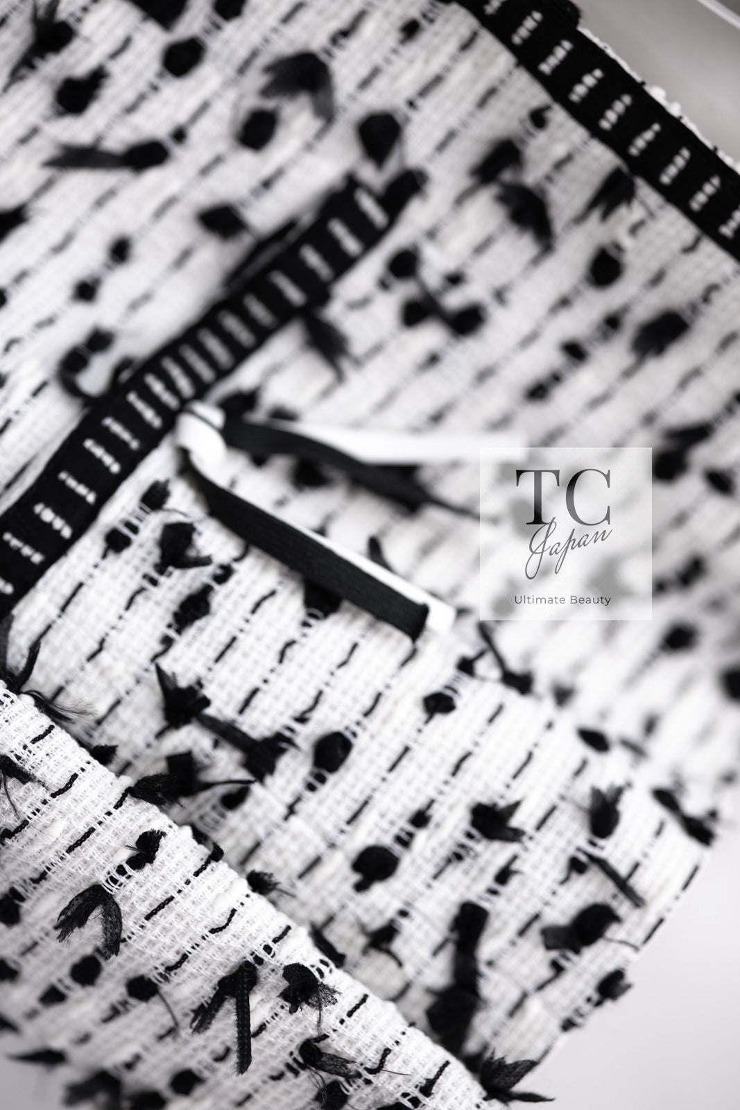 CHANEL 95C Vintage White Black Ribbon Tweed Jacket 34 シャネル ヴィンテージ ホワイト ブラック リボン ツイード ジャケット 即発
