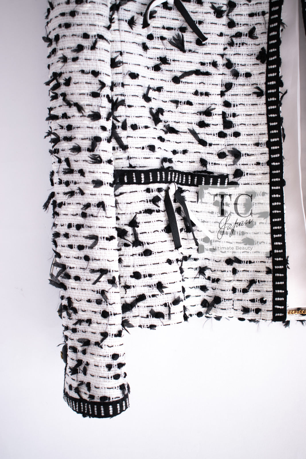 CHANEL 95C Vintage White Black Ribbon Tweed Jacket 34 シャネル ヴィンテージ ホワイト ブラック リボン ツイード ジャケット 即発