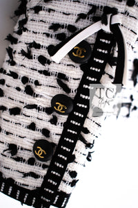 CHANEL 95C Vintage White Black Ribbon Tweed Jacket 34 シャネル ヴィンテージ ホワイト ブラック リボン ツイード ジャケット 即発