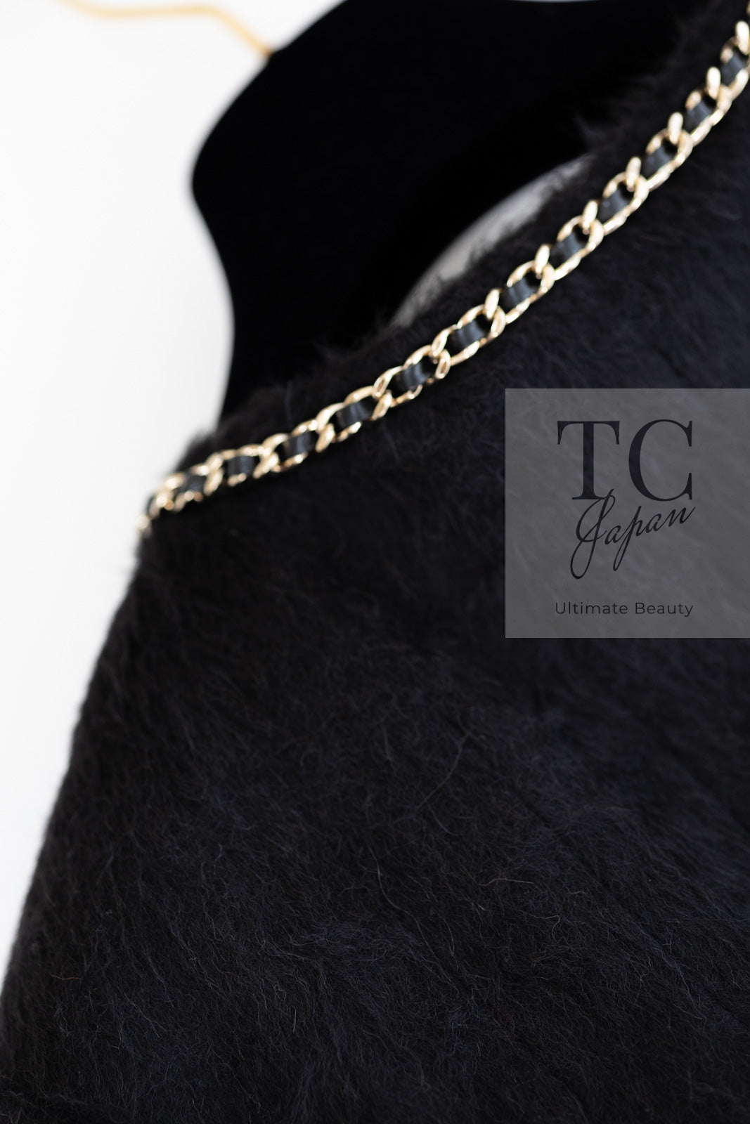 CHANEL 19B Black Llama Wool Chain Trim Jacket 34 36 38 40 シャネル ブラック ラマ ウール チェーン トリミング ジャケット 即発