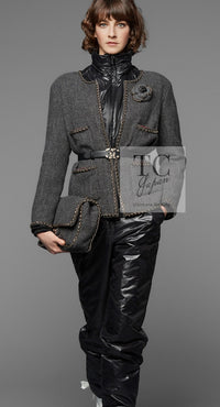CHANEL 19B Black Llama Wool Chain Trim Jacket 38 40 シャネル ブラック ラマ ウール チェーン トリミング ジャケット 即発