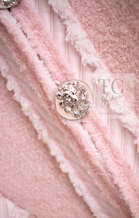 CHANEL 09A Pale Pink Apricot Wool Mohair Collarless Tweed Jacket 34 シャネル ペイル ピンク アプリコット ウール モヘア ノーカラー ツイード ジャケット 即発