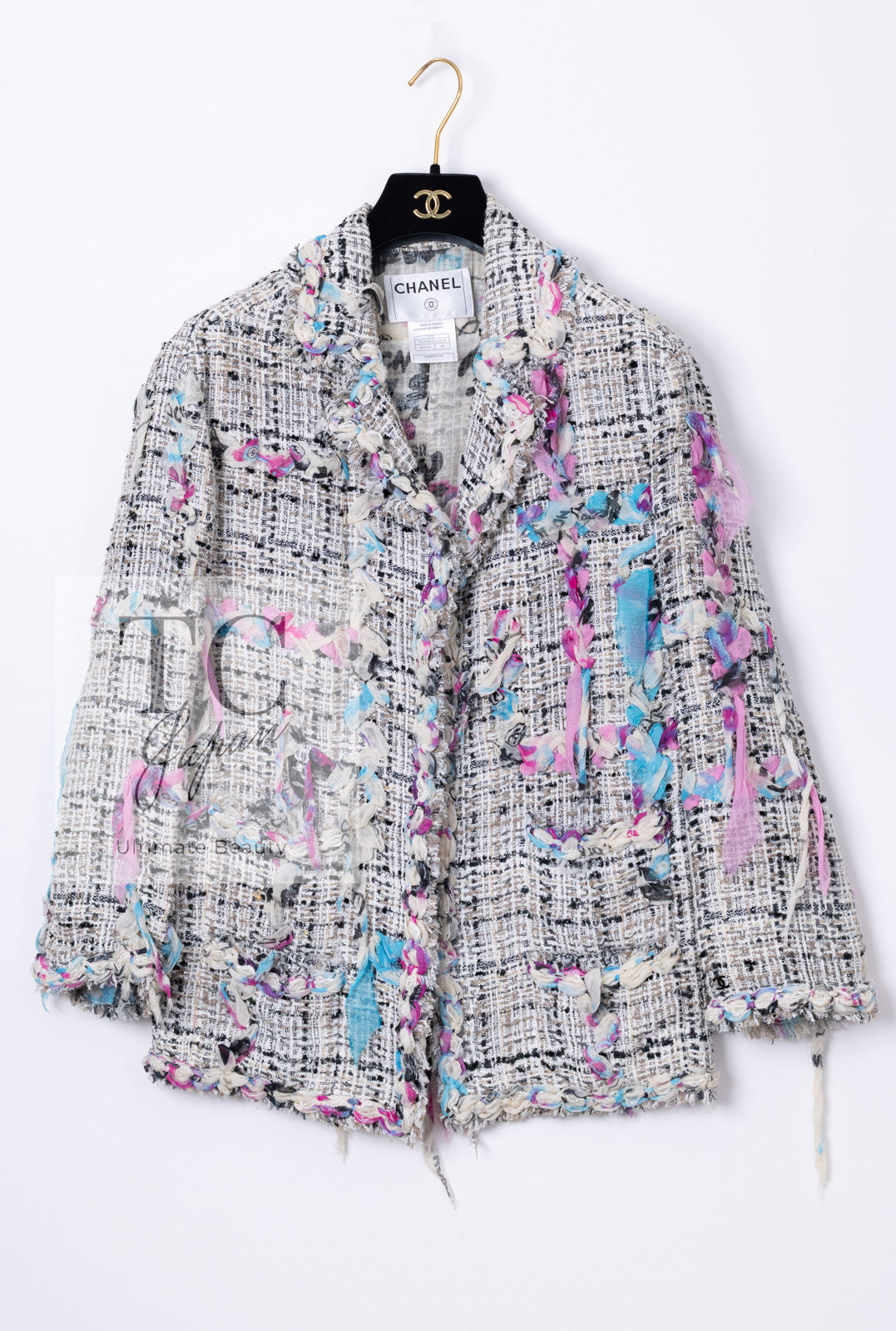 CHANEL 07C White Gray Graffiti CC Logo Tweed Jacket 38 40 42 シャネル ホワイト グレー グラフィティ ロゴ ツイード ジャケット 即発