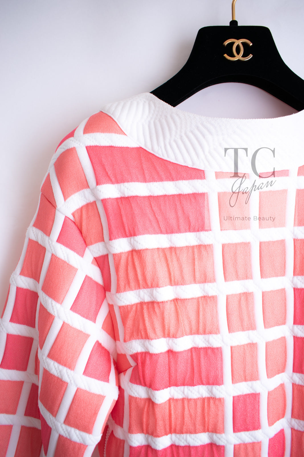 CHANEL 13C Light Pink White Quilted Pearl Button Sweater Tops 34 シャネル ライトピンク ホワイト キルティング パールボタン セーター トップス 即発