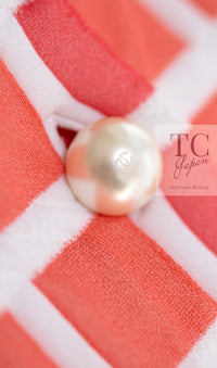 CHANEL 13C Light Pink White Quilted Pearl Button Sweater Tops 34 シャネル ライトピンク ホワイト キルティング パールボタン セーター トップス 即発