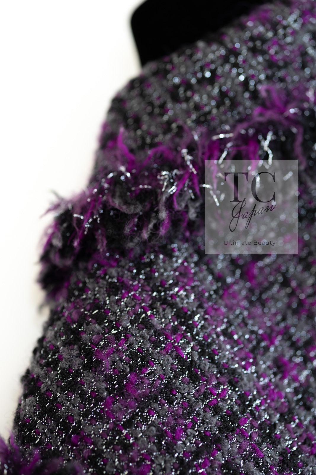 CHANEL 03A Purple Black Metallic Wool Tweed Jacket Skirt Suit 38 シャネル パープル ブラック ウール ツイード ジャケット スカート スーツ 即発