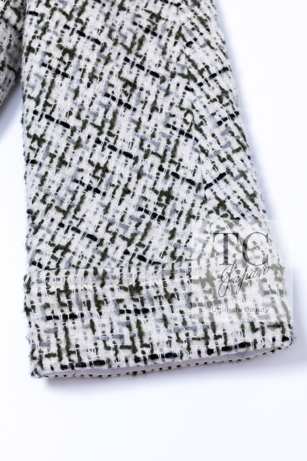 CHANEL 18PA Ivory Khaki Cashmere Wool Silk Jacket 36 シャネル アイボリー カーキ カシミヤ ウール シルク ジャケット 即発