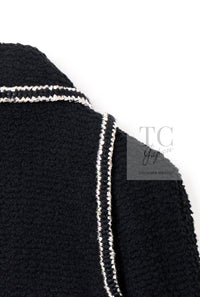 CHANEL 17A Black Wool Silk Braid Trimming Coat Jacket 42 シャネル ブラック ウール シルク ブレイドトリミング コート ジャケット 即発