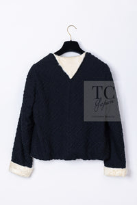 CHANEL 09A Black Ivory Wool Lamb Fur Lining Jacket 36 38 シャネル ブラック アイボリー ウール ラム ファー ライニング ジャケット 即発