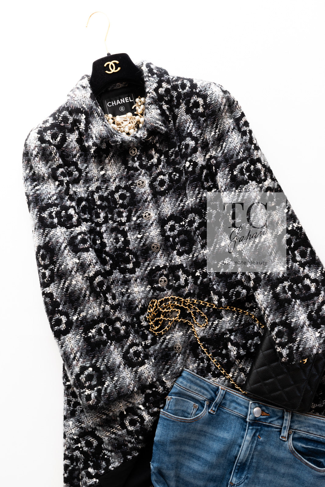 CHANEL 05A Black Gray Camellia CC Button Wool Tweed Coat 38 シャネル ブラック グレー カメリア柄 CC ボタン ウール ツイード コート 即発