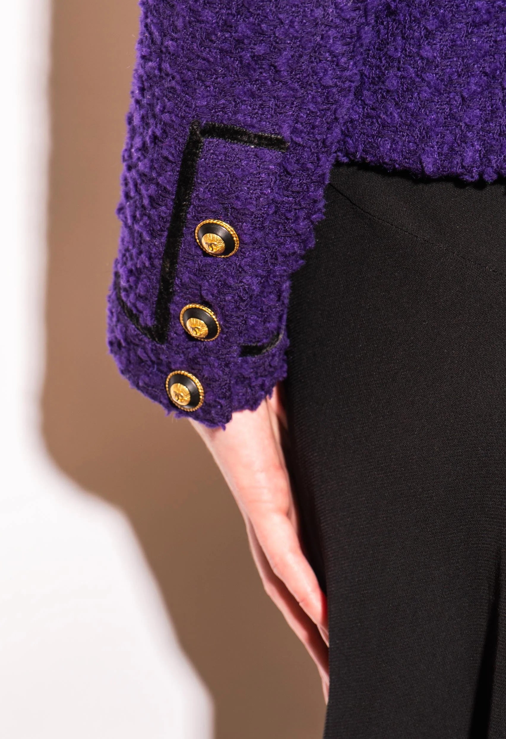 CHANEL 93A Vintage Purple Wool Tweed Jacket Skirt Suit 38 40 42 シャネル ヴィンテージ プラム パープル ウール ツイード ジャケット スカート スーツ 即発