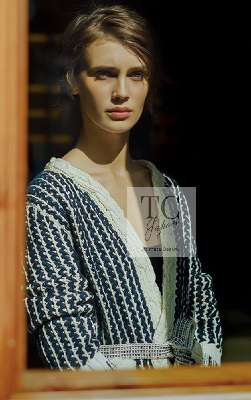 CHANEL 18PS Black Off White Cotton Knit Jacket Cardigan Skirt Setup 36 38 シャネル ブラック オフ ホワイト コットン ニット カーディガン スカート セットアップ 即発