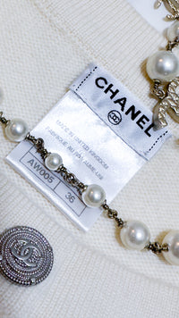 CHANEL 12C Ivory Cashmere 100% Swarovski Sweater Cardigan 34 36 38 シャネル アイボリー スワロフスキー カシミア セーター カーディガン 即発