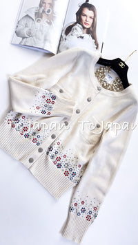 CHANEL 12C Ivory Cashmere 100% Swarovski Sweater Cardigan 34 36 38 シャネル アイボリー スワロフスキー カシミア セーター カーディガン 即発