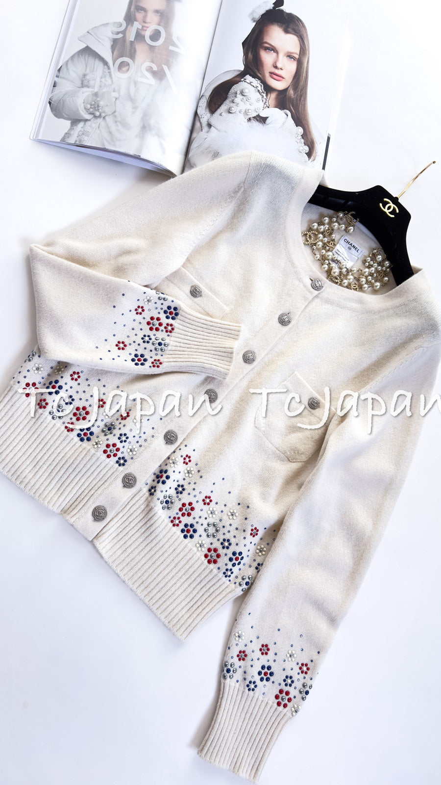 CHANEL 12C Ivory Cashmere 100% Swarovski Sweater Cardigan 34 36 38 シャネル アイボリー スワロフスキー カシミア セーター カーディガン 即発