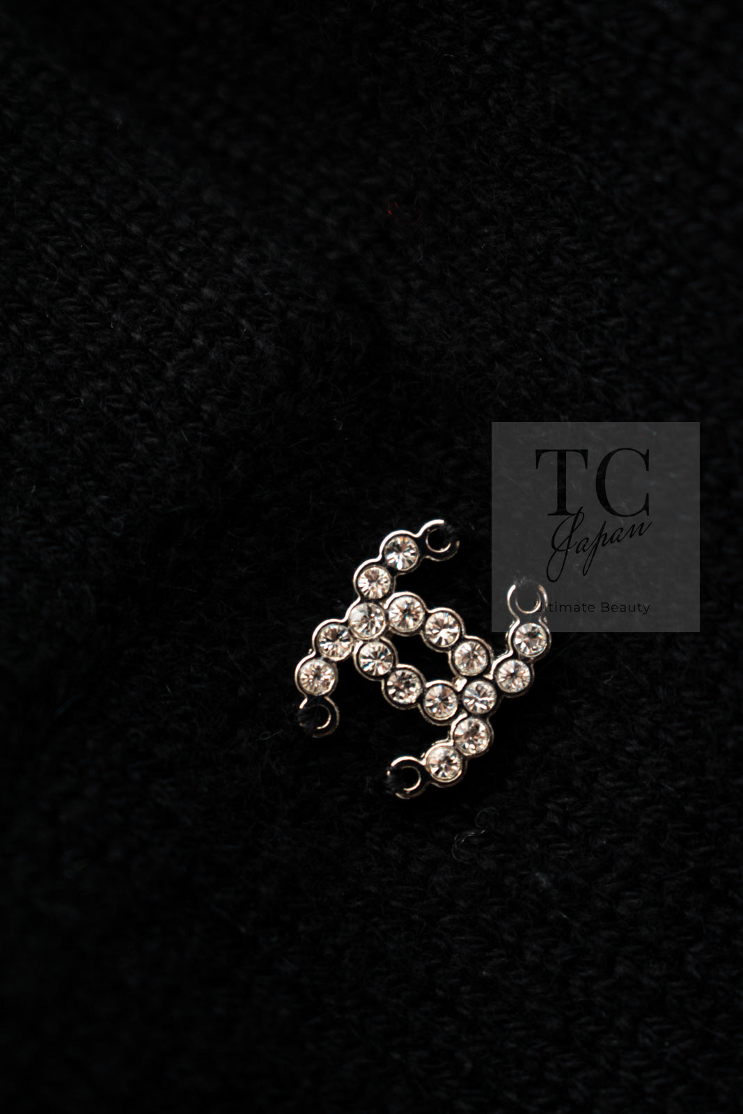 CHANEL 22PF Black Cashmere Knit Cardigan 36 シャネル ブラック カシミヤ ビジュー ボタン ニット カーディガン 即発