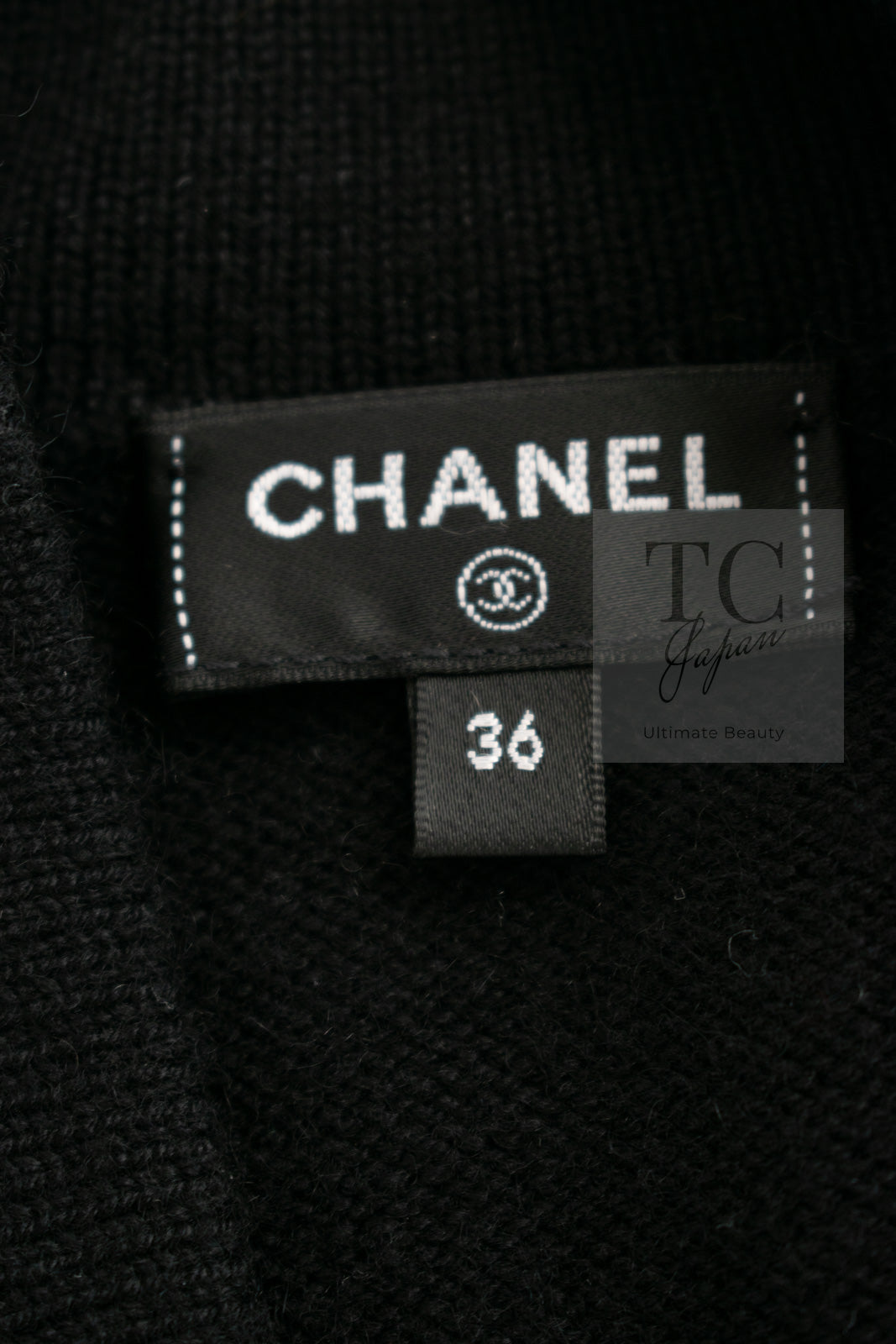 CHANEL 22PF Black Cashmere Knit Cardigan 36 シャネル ブラック カシミヤ ビジュー ボタン ニット カーディガン 即発