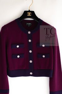 CHANEL 23PA Plum Purple CC Logo Buttons Cropped Cashmere Knit Cardigan 36 シャネル プラム パープル ココ ボタン クロップド カシミヤ ニット カーディガン 即発