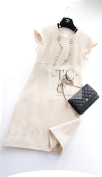 CHANEL 18PA Ivory Gold Wool Tweed Dress 36 シャネル アイボリー 淡いゴールド ウール ツイード ワンピース 即発