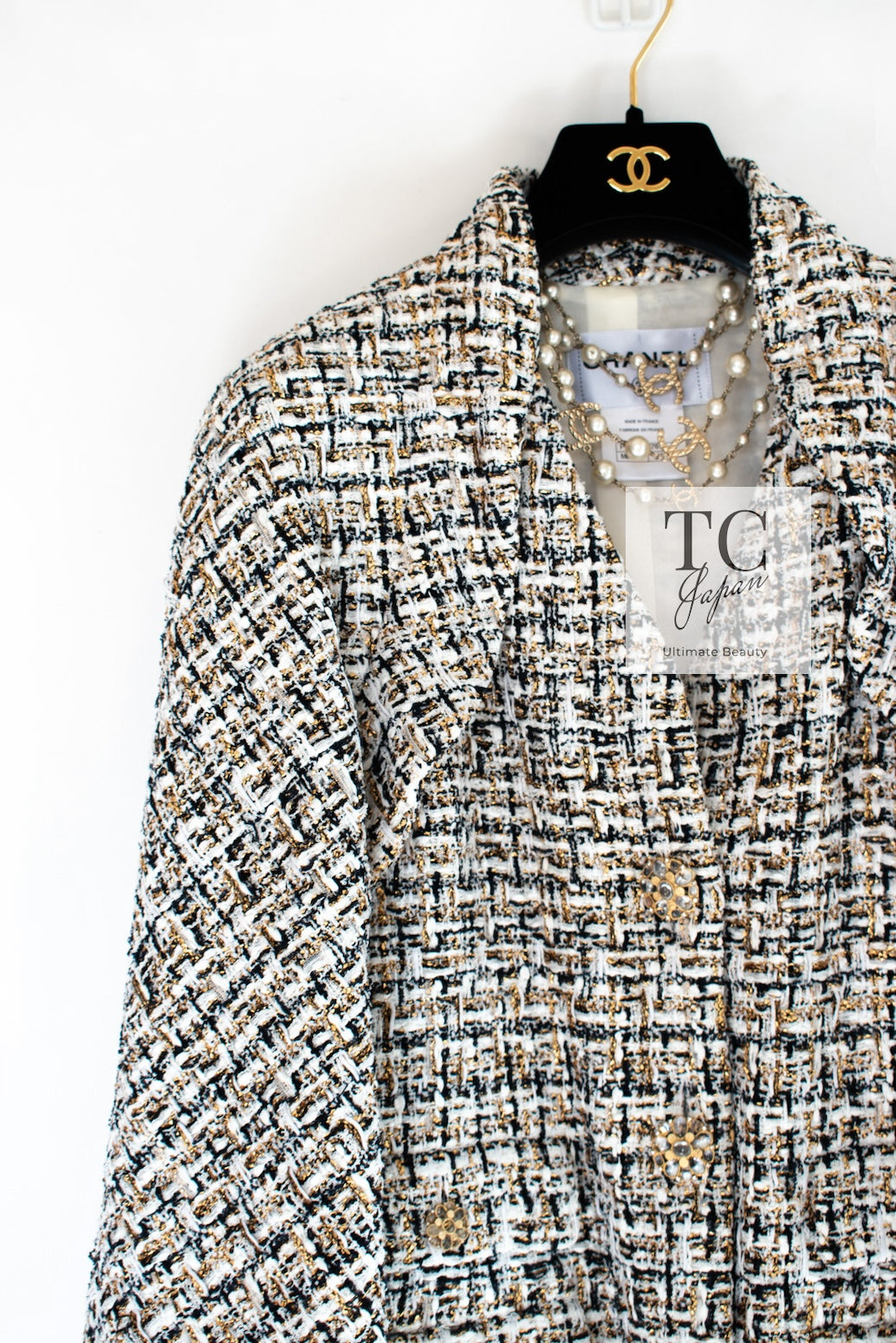 CHANEL 15C White Black Gold Metallic Gripoix Button Tweed Jacket 42 シャネル ホワイト ブラック ゴールドメタリック グリポワ宝石ボタン ツイード ジャケット 即発