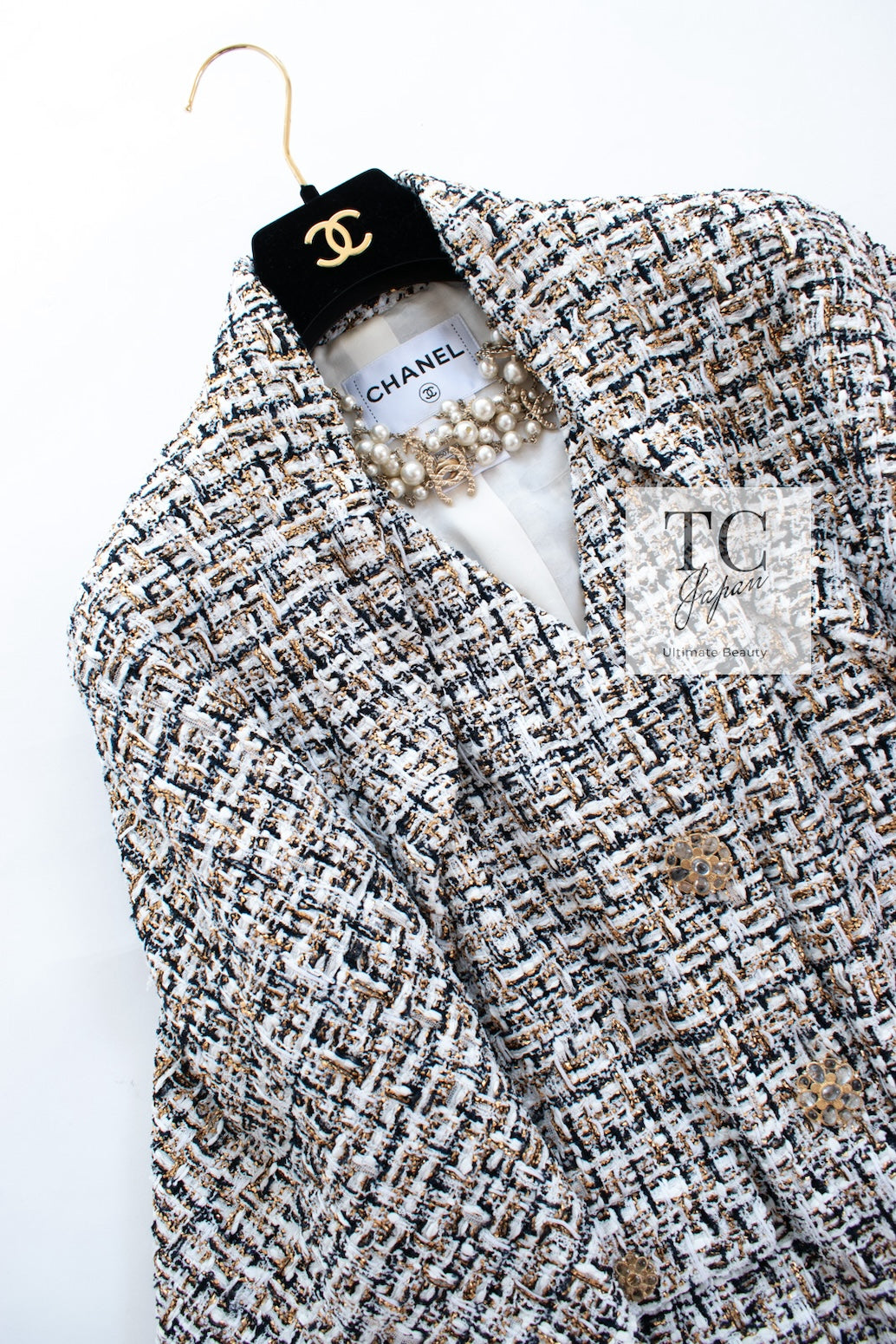 CHANEL 15C White Black Gold Metallic Gripoix Button Tweed Jacket 42 シャネル ホワイト ブラック ゴールドメタリック グリポワ宝石ボタン ツイード ジャケット 即発
