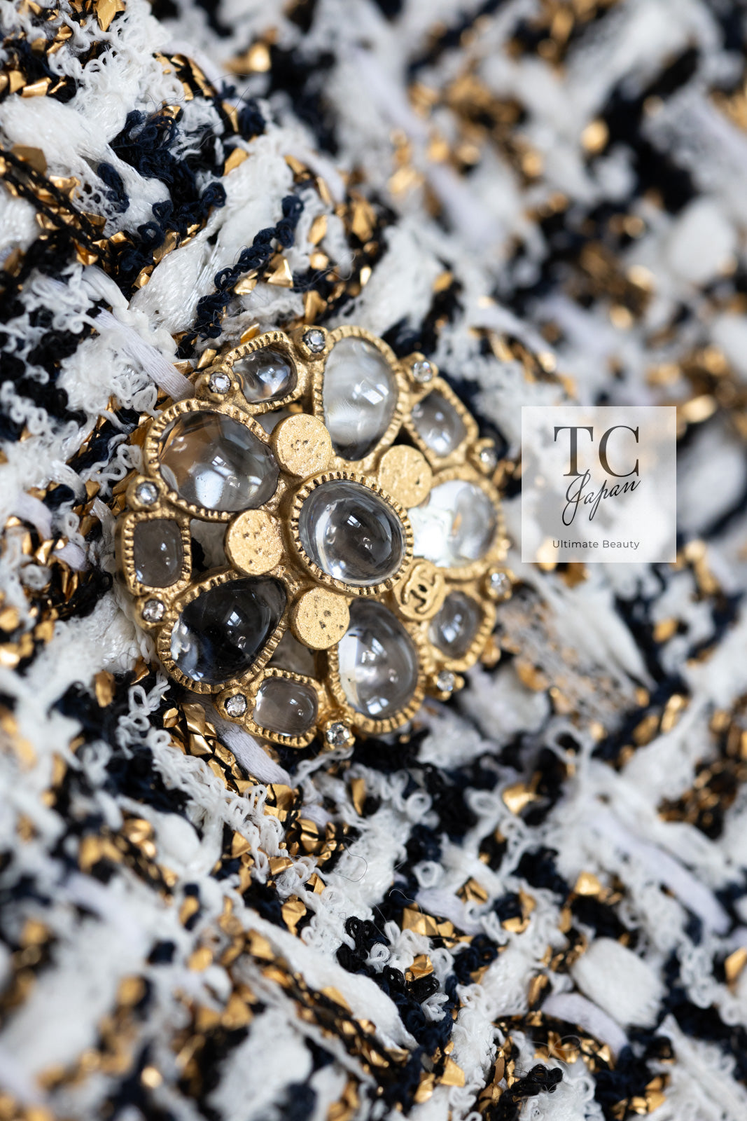 CHANEL 15C White Black Gold Metallic Gripoix Button Tweed Jacket 42 シャネル ホワイト ブラック ゴールドメタリック グリポワ宝石ボタン ツイード ジャケット 即発