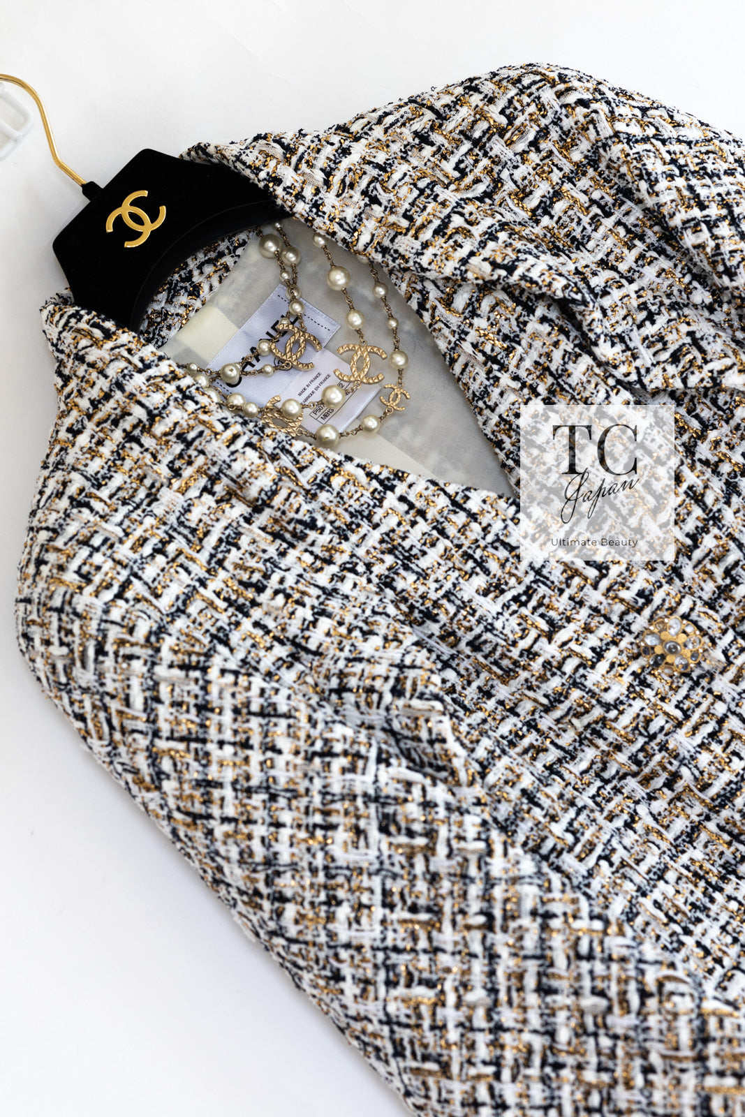 CHANEL 15C White Black Gold Metallic Gripoix Button Tweed Jacket 42 シャネル ホワイト ブラック ゴールドメタリック グリポワ宝石ボタン ツイード ジャケット 即発