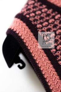 CHANEL 23B Pink Dark Purple Cashmere Knit Dress 38 シャネル ピンク ダークパープル ココボタン カシミヤ ニット ワンピース 即発