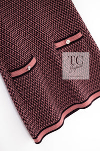 CHANEL 23B Pink Dark Purple Cashmere Knit Dress 38 シャネル ピンク ダークパープル ココボタン カシミヤ ニット ワンピース 即発