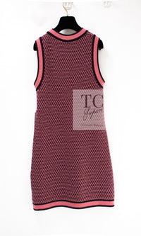 CHANEL 23B Pink Dark Purple Cashmere Knit Dress 38 シャネル ピンク ダークパープル ココボタン カシミヤ ニット ワンピース 即発