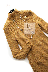 CHANEL 19PF Gold Metallic Sequin Embellishments Cashmere Knit Dress 34 36 シャネル ゴールド スパンコール カシミヤ ニット ワンピース 即発
