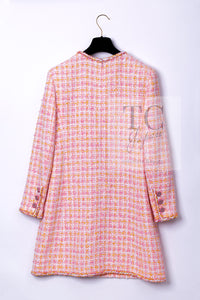 CHANEL 19C Pink Orange CC Logo Buttons Sequin Embellishments Dress 42 44 シャネル ピンク オレンジ ココボタン スパンコール ワンピース 即発
