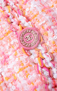 CHANEL 19C Pink Orange CC Logo Buttons Sequin Embellishments Dress 42 44 シャネル ピンク オレンジ ココボタン スパンコール ワンピース 即発