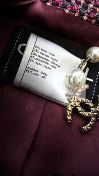 CHANEL 12PF Burgundy Wine Red Griopix Jacket Skirt Suit 34 シャネル バーガンディー ワイン レッド グリポア宝石ボタン ジャケット スカート スーツ 即発