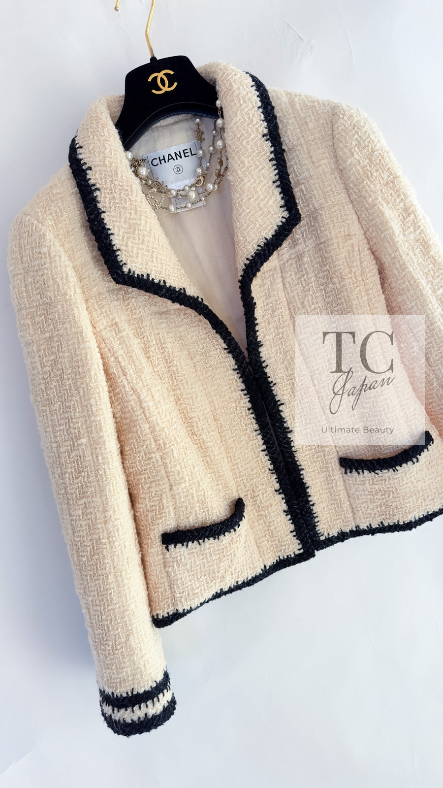 CHANEL 06PF Ivory Black Trim Boucle Tweed Jacket Skirt Suit 38 40 シャネル アイボリー ブラック トリミング ブークレ ツイード ジャケット スカート スーツ 即発
