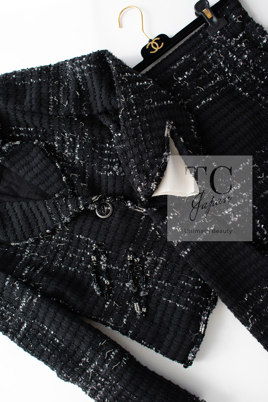CHANEL 08C Black Beaded Chain Cotton Wool Tweed Jacket Skirt Suit 36 シャネル ブラック ビーズ チェーン コットン ウール ツイード ジャケット スカート スーツ 即発