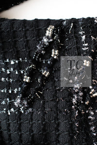 CHANEL 08C Black Beaded Chain Cotton Wool Tweed Jacket Skirt Suit 36 シャネル ブラック ビーズ チェーン コットン ウール ツイード ジャケット スカート スーツ 即発