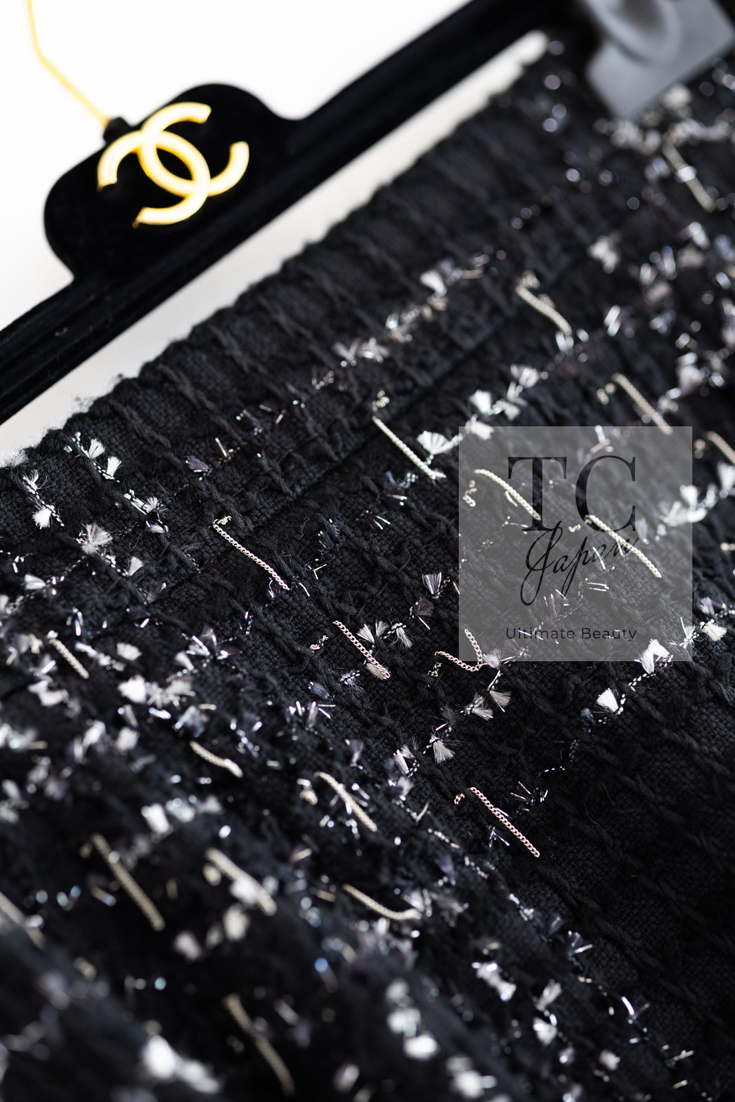CHANEL 08C Black Beaded Chain Cotton Wool Tweed Jacket Skirt Suit 36 シャネル ブラック ビーズ チェーン コットン ウール ツイード ジャケット スカート スーツ 即発