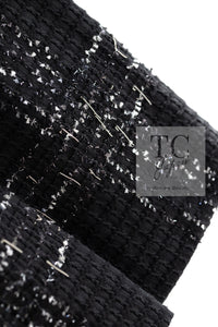CHANEL 08C Black Beaded Chain Cotton Wool Tweed Jacket Skirt Suit 36 シャネル ブラック ビーズ チェーン コットン ウール ツイード ジャケット スカート スーツ 即発