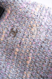 CHANEL 04A Gray Pink Lavender Multi Tweed Jacket Skirt Suit 38 シャネル グレー ピンク ラベンダー マルチカラー ツイード ジャケット スカート スーツ 即発
