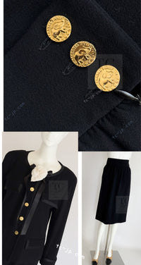CHANEL 88A Vintage Black Wool Gold Buttons Jacket Skirt Suit 40 シャネル ヴィンテージ ブラック ウール ジャケット スカート スーツ 即発