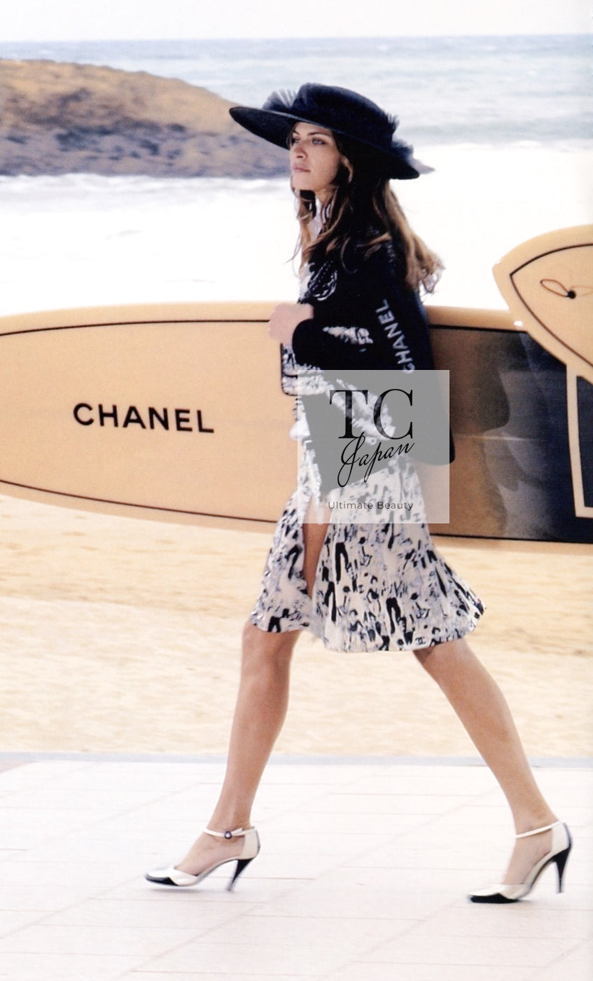 CHANEL 03S Ivory Black CC Logo Silk Tops 36 38 シャネル アイボリー ブラック CC ロゴ シルク トップス チュニック カットソー 即発