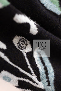 CHANEL 21PF Black Multicolor Floral Cashmere Knit Tops Sweater 38 シャネル ブラック マルチカラー 花柄 カシミア ニット トップス セーター 即発
