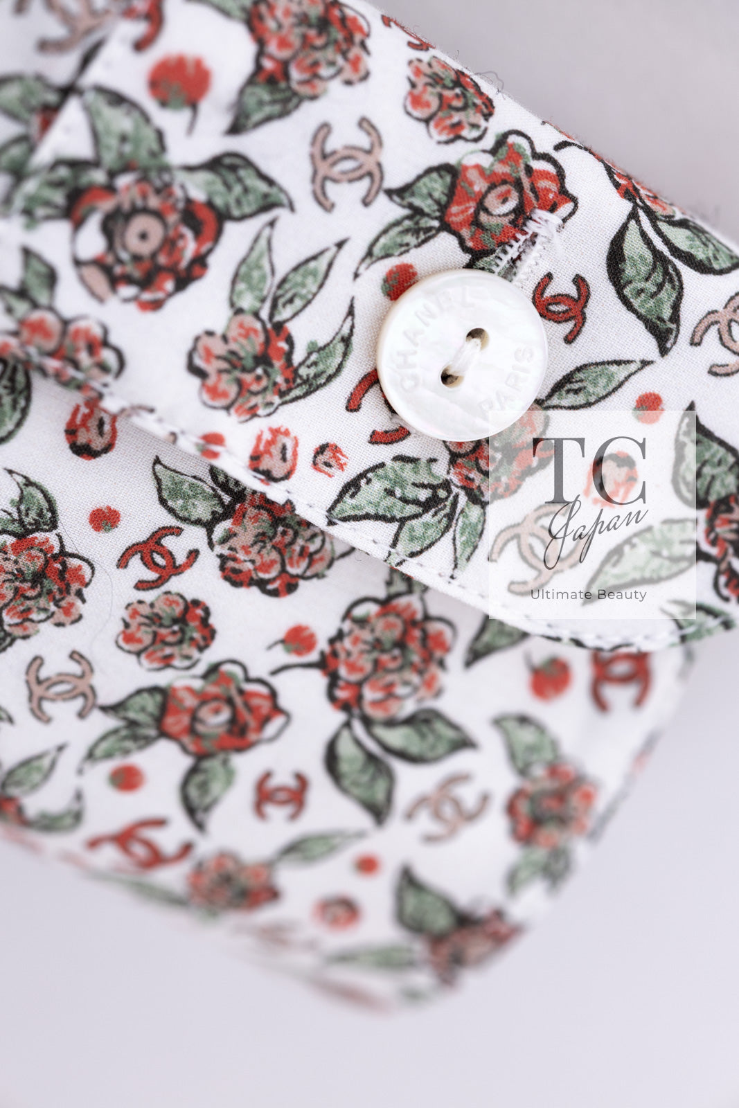 CHANEL 24PA White Red CC Logo Floral Pattern Tops Blouse 34 シャネル ホワイト レッド CC ロゴ 花柄 トップス ブラウス 即発