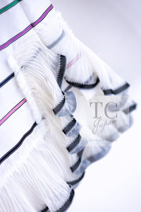 CHANEL 17S White Multicolor Stripe Ruffle Silk Blouse Tops 36 38 シャネル ホワイト マルチカラー ストライプ フリル ブラウス トップス 即発