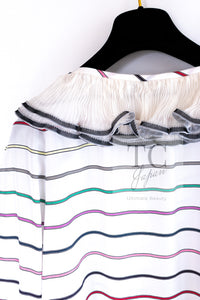 CHANEL 17S White Multicolor Stripe Ruffle Silk Blouse Tops 36 38 シャネル ホワイト マルチカラー ストライプ フリル ブラウス トップス 即発