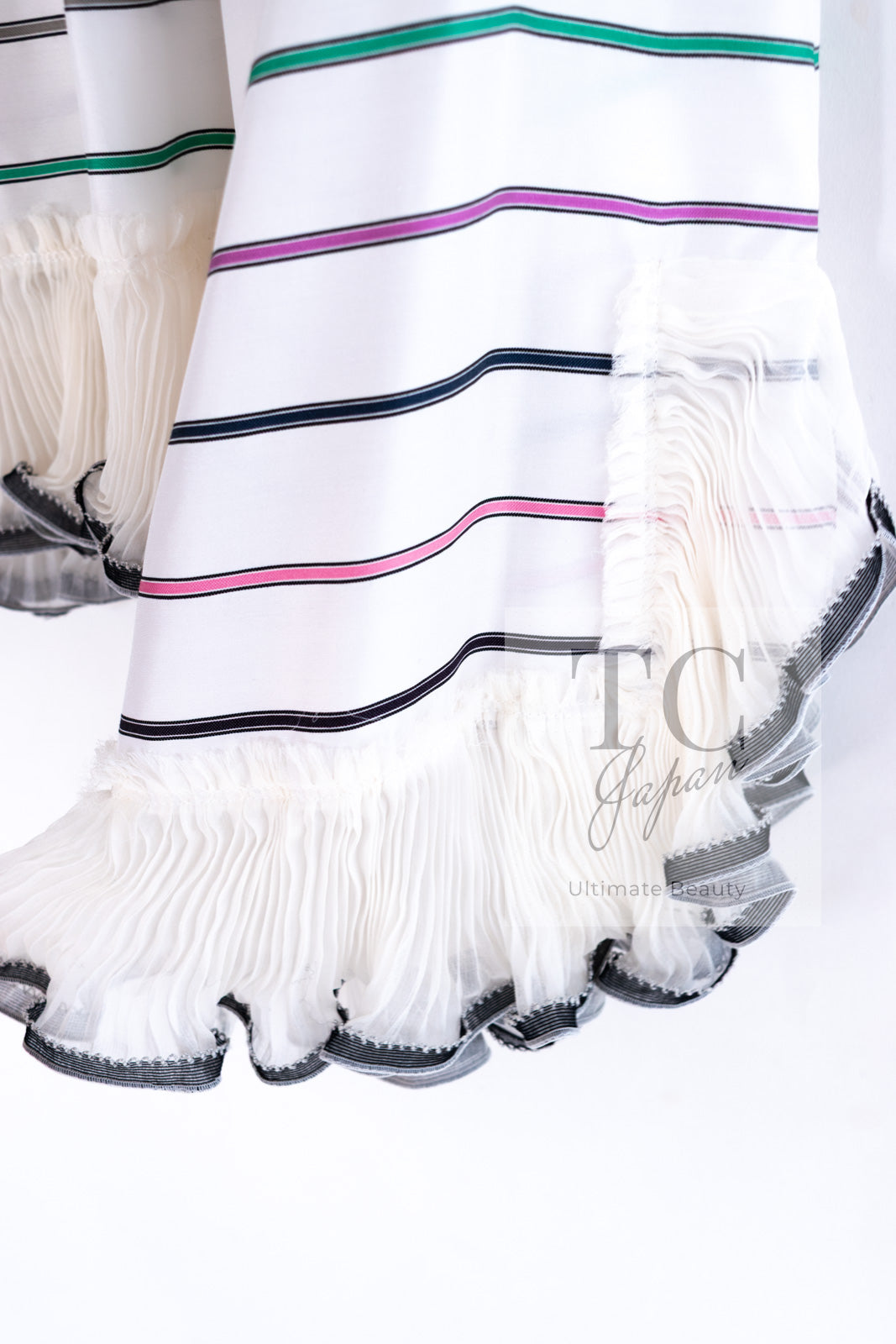 CHANEL 17S White Multicolor Stripe Ruffle Silk Blouse Tops 36 38 シャネル ホワイト マルチカラー ストライプ フリル ブラウス トップス 即発